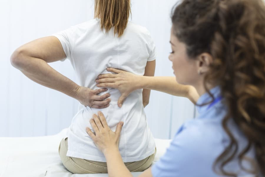 Sırt Ağrısı İçin Ne Zaman Doktora Başvurmalısınız?
